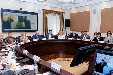 Как обеспечить приток специалистов на предприятия региона
